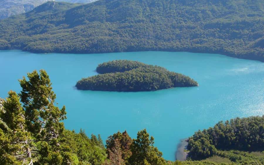 From Bariloche: Cerro Tronador Full-Day Tour - Cerro Los Emparedados and the Manso Superior River