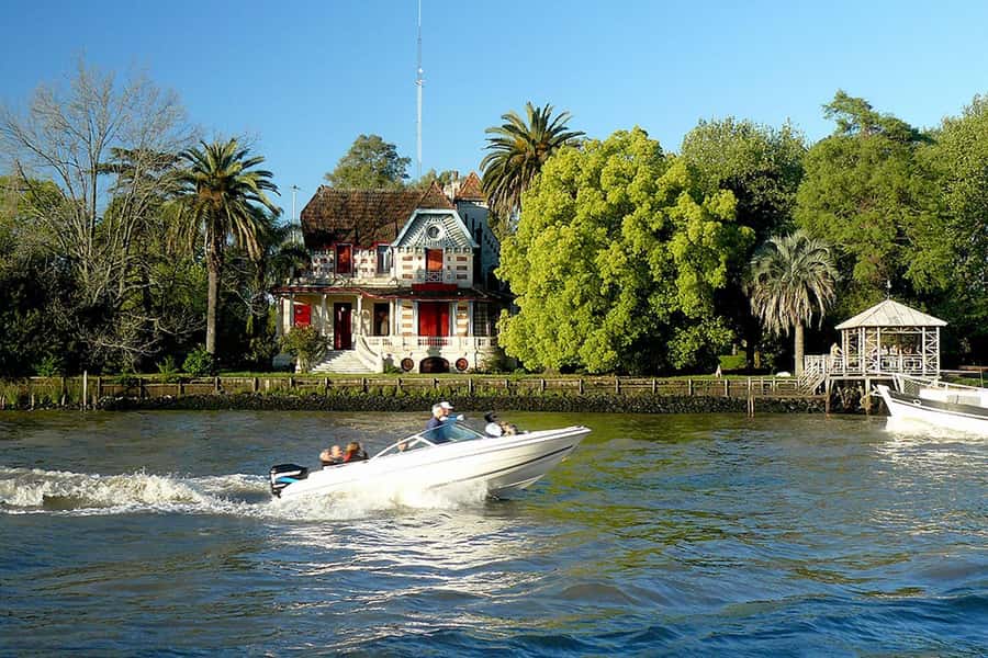 From Buenos Aires: Boat Trip to Tigre with Puerto de Frutos - Entering the Rio Lujan and Paraná Delta
