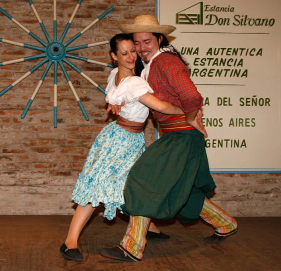 From Buenos Aires: Estancia Don Silvano Tour with Lunch. - Arrival with empanadas and wine