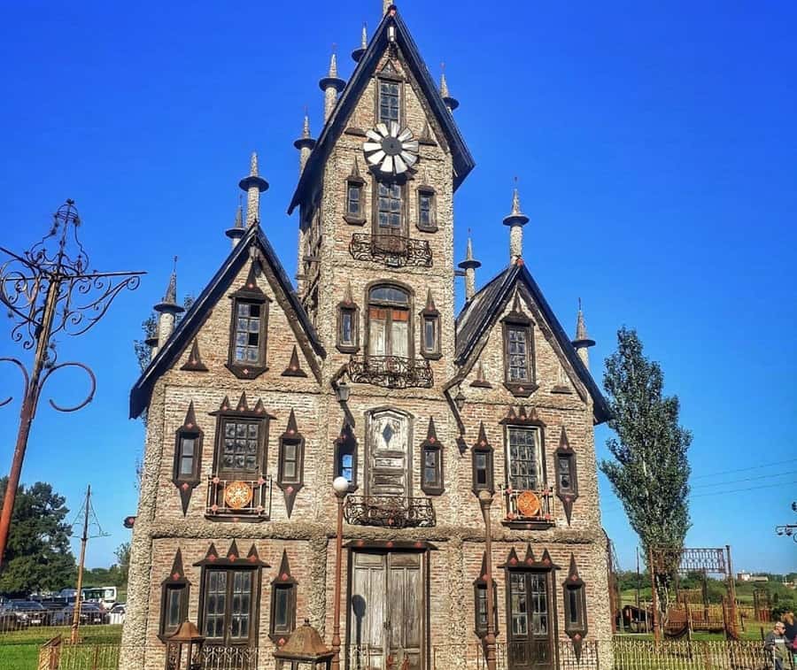 From Buenos Aires: Magical and Mysterious Campanopolis Tour - Why Campanopolis feels unlike any other Buenos Aires outing