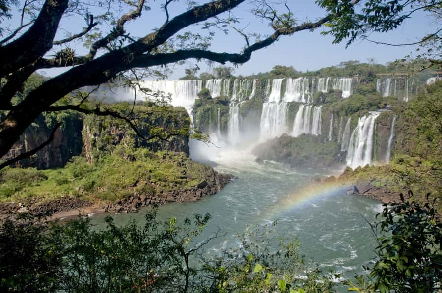 From Foz do Iguaçu: Argentinean Falls Tour with Pickup - Lunch, drinks, and the real cost
