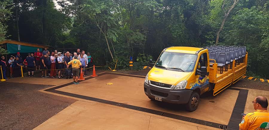 From Foz do Iguaçu: Argentinian Iguazu Falls with Boat Ride - Boardwalks near San Martín Island