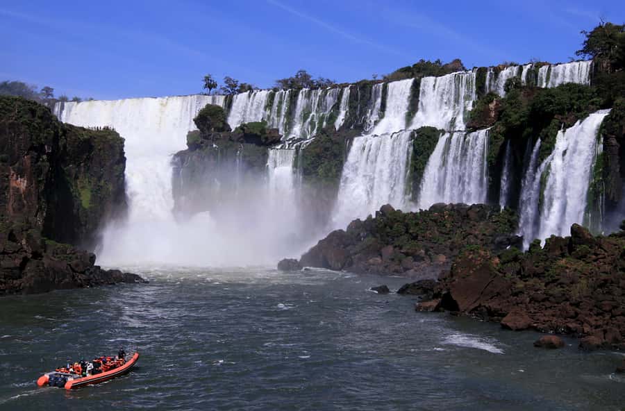 From Foz do Iguaçu: Iguazú Falls Boat Ride Argentina - Devil’s Throat: the loudest first impression