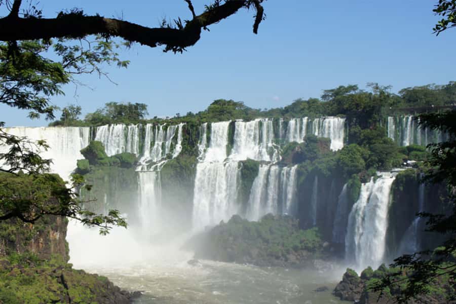 From Foz do Iguaçu: Tour to Argentinian Falls - Pickup in Foz and the Long Border Ride