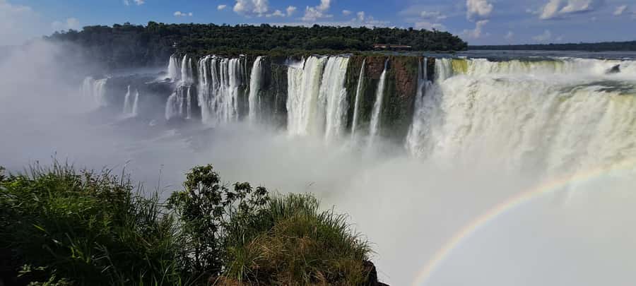 From Foz do Iguaçu: Tour to Argentinian Falls - Devils Throat When the Walkway Is Open