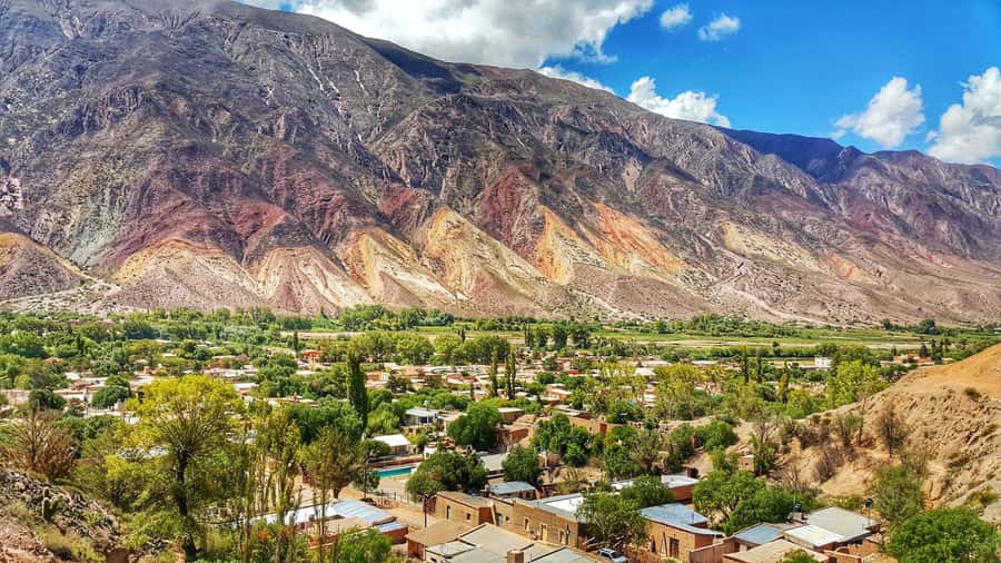 From Jujuy: Day Trip to Quebrada de Humahuaca - Transport, timing, and the meeting point