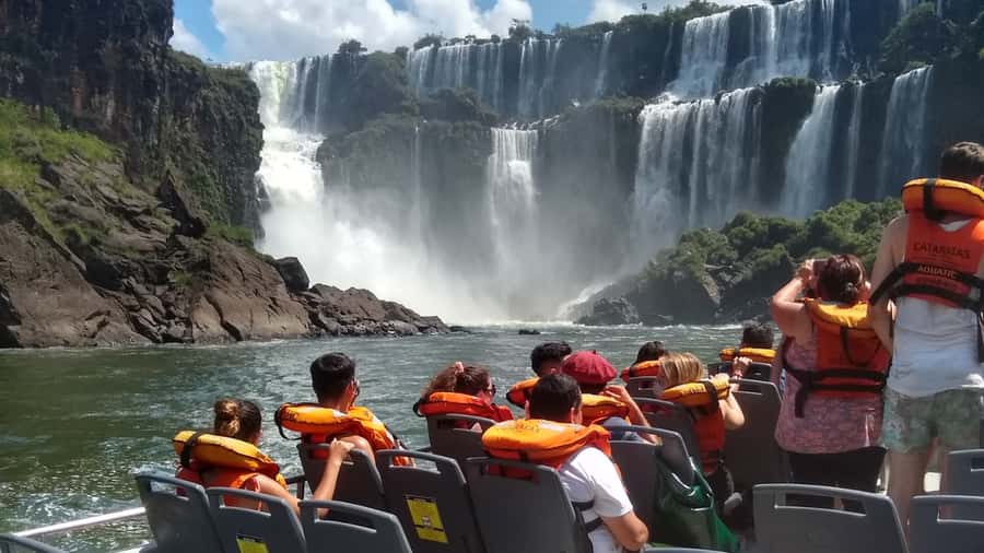 From Puerto Iguazu: Argentinian Iguazu Falls with Boat Ride - Expect a full soaking, not a little mist