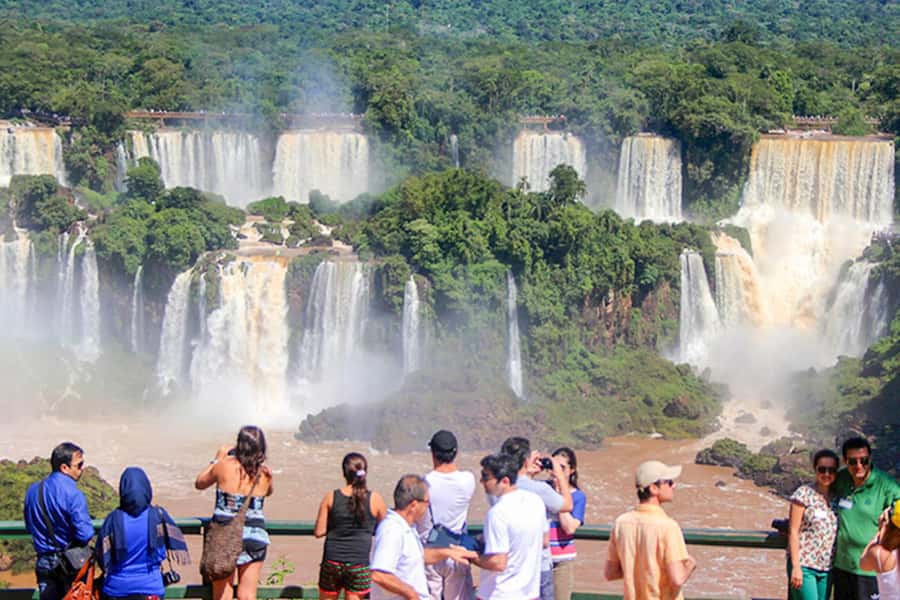 From Puerto Iguazu: Argentinian Iguazu Falls with Ticket - What the guide adds to a self-guided visit