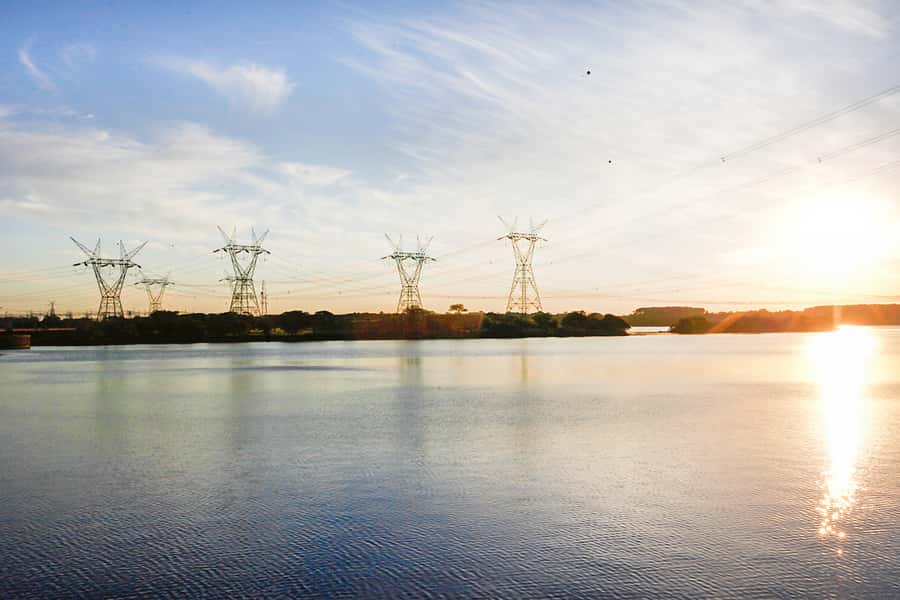 From Puerto Iguazu: Itaipu Dam Tour with Entrance Ticket - Who will enjoy this tour most?