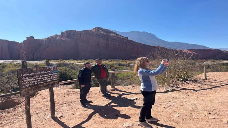From Salta: Day Trip to Cafayate - Guides can shape the whole day