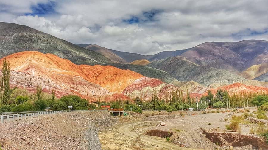 From Salta: Salinas Grandes, Purmamarca & Los Colorados Hike - The road from Salta to the high country