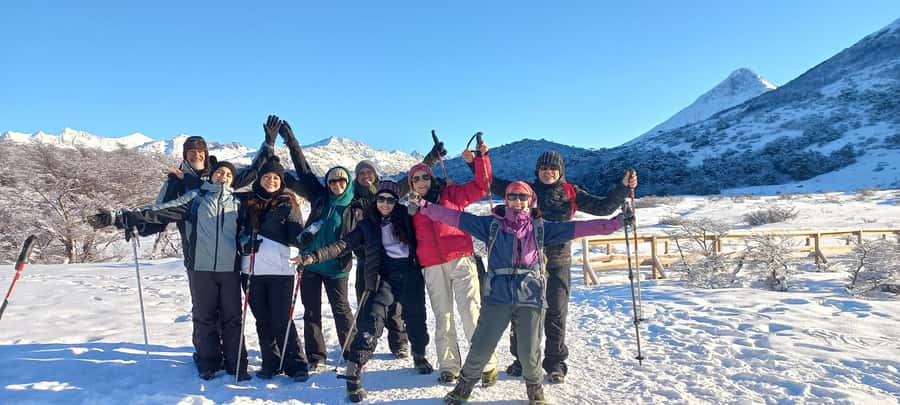 From Ushuaia: Tierra del Fuego Emerald Lagoon Trekking Tour - The return route and the value of a guide