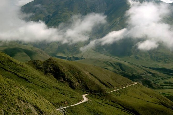 Full-day Cachi and Los Cardones National Park from Salta - From Salta into the Escoipe Gorge