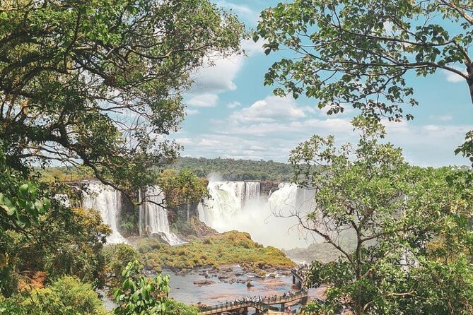 Full Tour to Brazilian Falls + Bird Park ! - The strongest reasons to choose this pairing