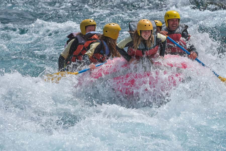 Half Day Rafting Mendoza River - Guides who make the difference