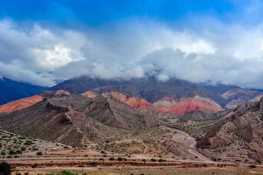 Hornocal: Tour of the 14 Colors Mountain & Humahuaca´s Gorge - The 12-hour schedule and transport reality
