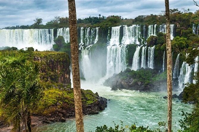 Iguazú Falls Private Full Day Tour - The Lower Circuit: close views and plenty of effort