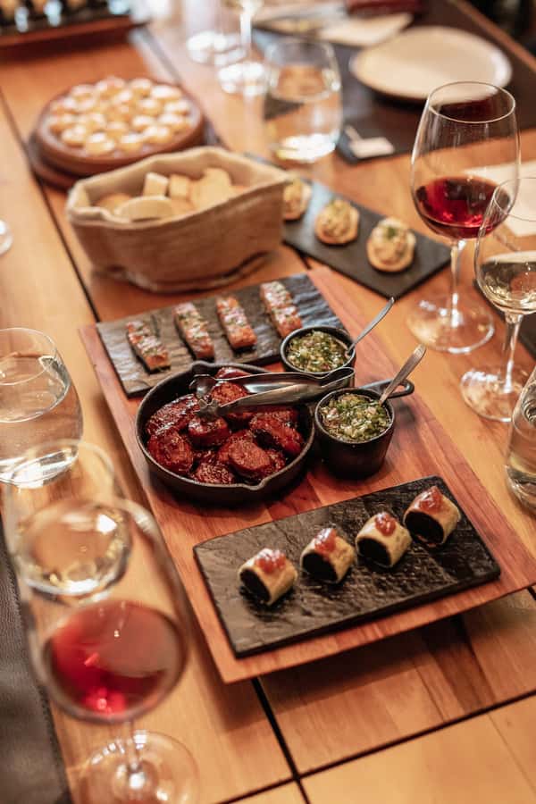 Iguazu Falls: The Argentine Experience Interactive Dinner - What the $65 price includes