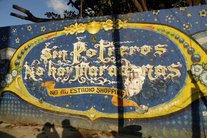 La Boca, a collective creation: Port, immigrants, arts and football - Football culture and the walk to La Bombonera