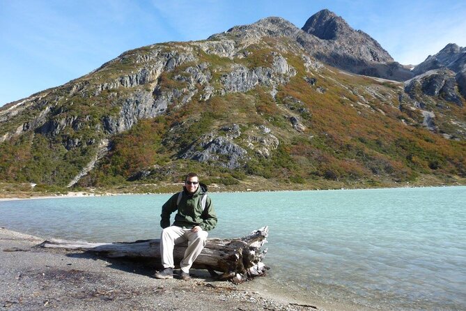 Laguna Esmeralda Trekking Adventure with Lunch - Reaching Emerald Lagoon after the long approach