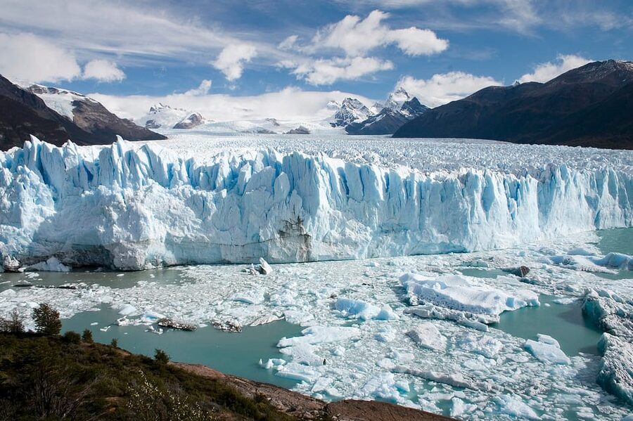 Los Glaciares National Park and Perito Moreno Glacier Tour - Lunch and the pace of the afternoon