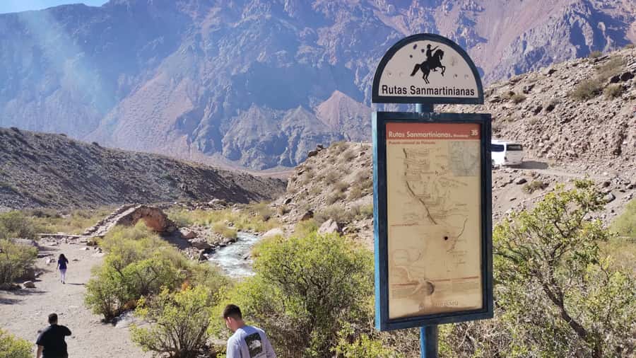 Mendoza: Aconcagua, Uspallata & Puente del Inca Day Trip - Puente del Inca and its natural stone formations