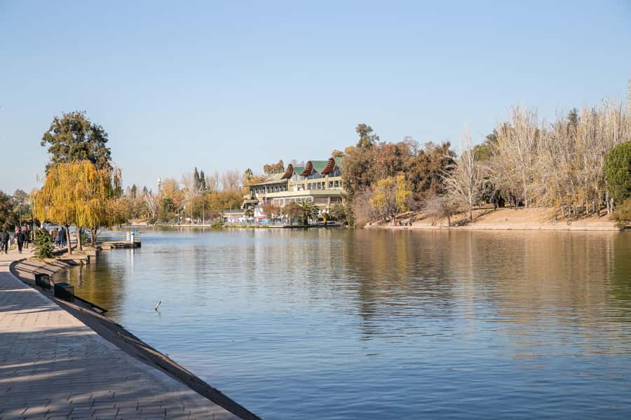 Mendoza: Half-Day Sightseeing Tour - Plaza Independencia and the four surrounding plazas
