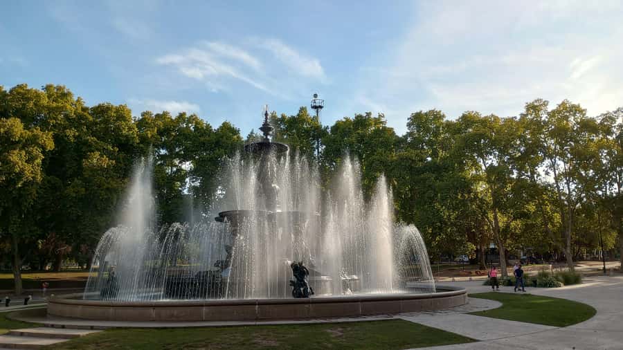 Mendoza: Half-Day Sightseeing Tour - General San Martín Park and the Rose Garden