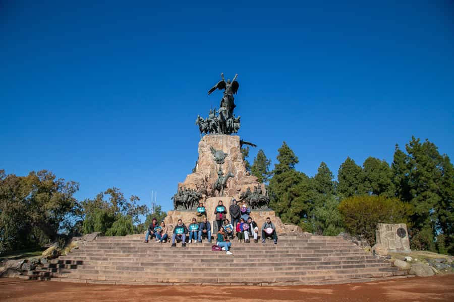 Mendoza: Half-Day Sightseeing Tour - A quiet stop at Lago General Espejo
