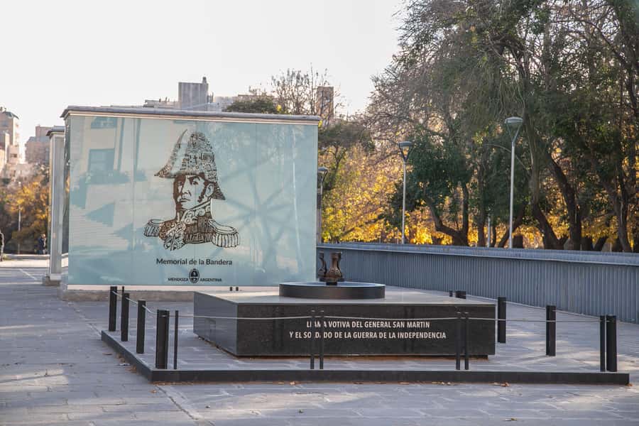 Mendoza: Half-Day Sightseeing Tour - Cerro de la Gloria and the Andes monument