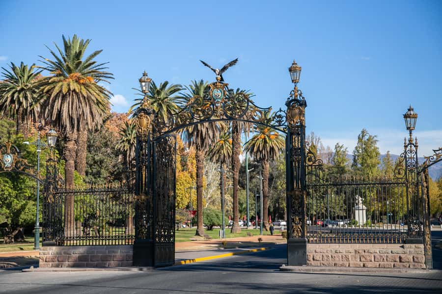 Mendoza: Half-Day Sightseeing Tour - Who should choose this Mendoza tour?