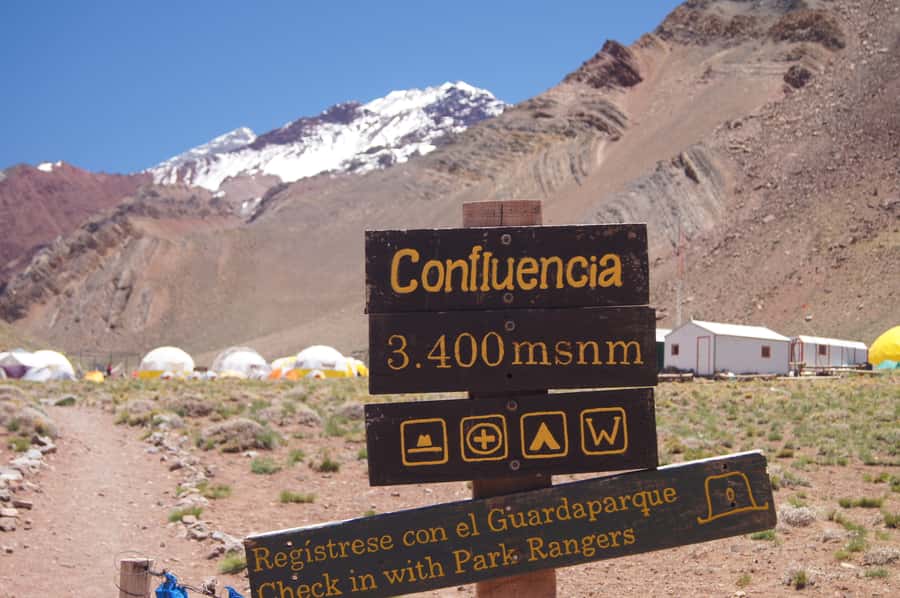 Mendoza: Mt. Aconcagua Confluencia Camp Trekking - Walking toward Confluencia at 3,000 to 3,400 meters