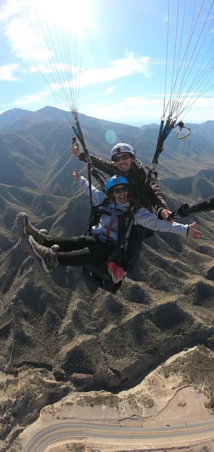 Mendoza: Paragliding Tandem Flight with Instructor - Who will enjoy AcroFly Parapente most