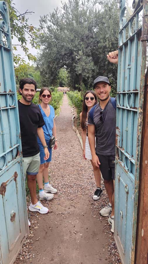 Mendoza: Top Wineries Guided Tour with Transportation - First tasting: famous names and polished cellar visits