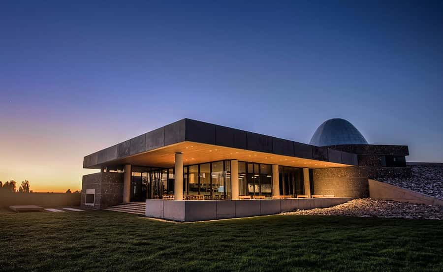 Mendoza: Tour with tasting and lunch High Altitude Wineries - Timing, language, and accessibility