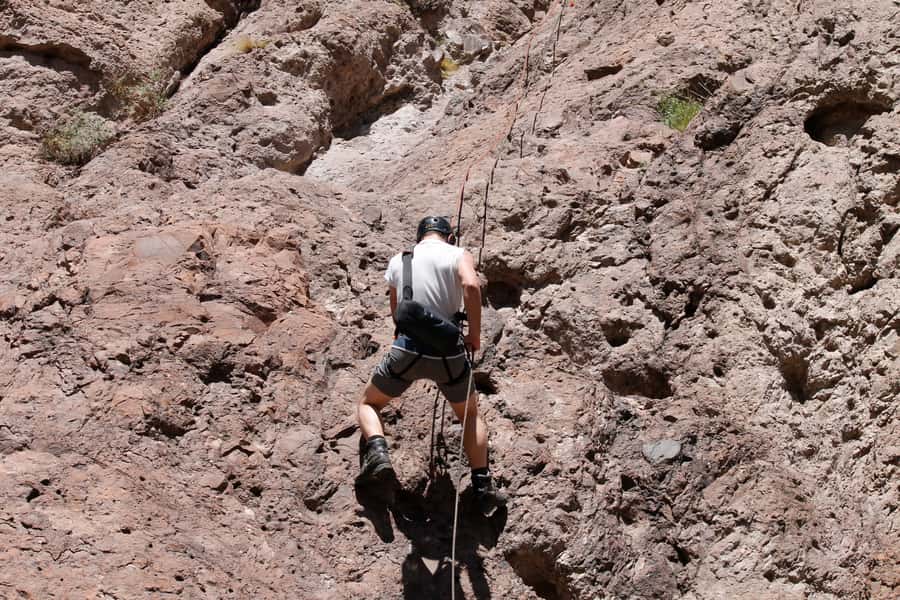 Mendoza: Trekking, Abseiling and Zipline - Should you book the Mendoza rappel and zipline?