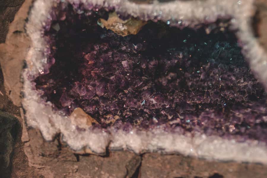 Minas de Wanda - Foz do Iguaçu/Puerto Iguazú - How volcanic lava created the crystals