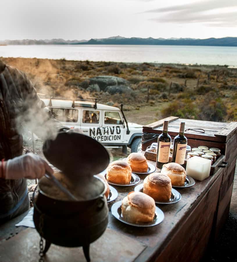 NATIVE EXPERIENCE - LAKES AND CAVERNS - A different way to spend three hours near El Calafate