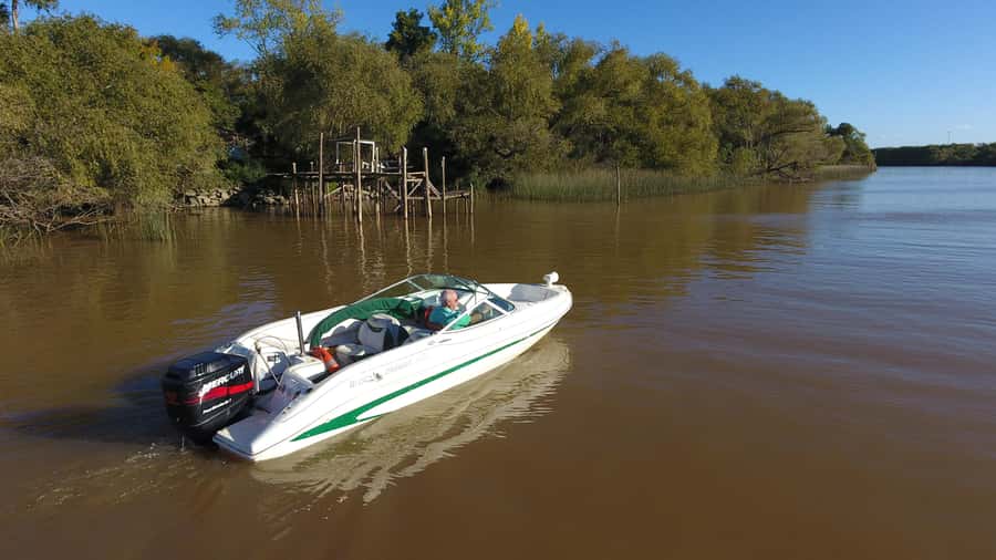 Navigation in Delta of Tigre - Exclusive semi private tour - Pickup in Buenos Aires and the road to Tigre