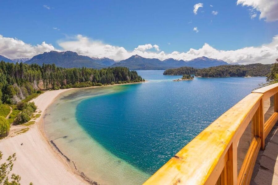 Navigation through Isla Victoria and Bosque de Arrayanes - Victoria Island and the guided nature walk