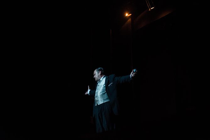 Palacio Tango: Tango Show at the Piazzolla Theater - Dinner: Argentine flavors with a long pause