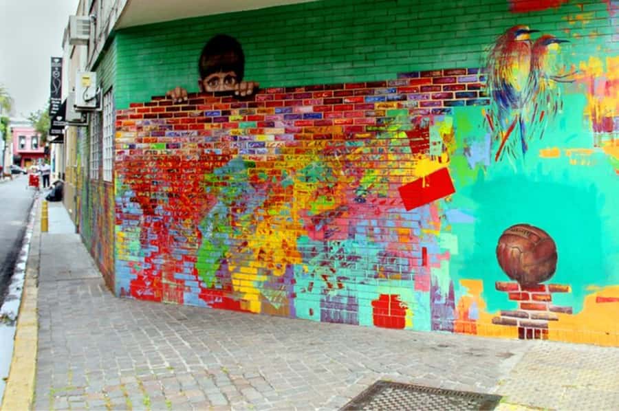 Premium Argentinian Wine and Malbec Tasting & Urban Art Tour - What the experience does best
