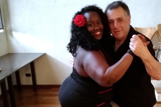 Private Argentine Cooking Class and Tango Lesson in Buenos Aires - The tango lesson: one hour of practice, not a stage show