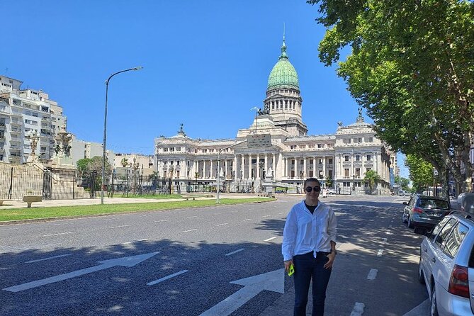 Private City Tour in Car of Buenos Aires with a Local Guide - El Ateneo Grand Splendid: the memorable finale