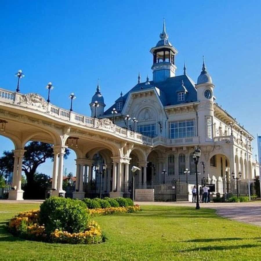 Private City Tour of Buenos Aires + Tigre Delta - Puerto de Frutos and your free time