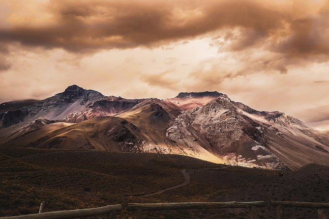 Private Premium High Mountain & Aconcagua Tour - Las Cuevas adds a final high-mountain stop