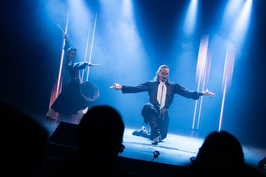 Puerto Iguazu Madero Tango Show - What the 8:30 PM dinner and 10 PM show schedule means