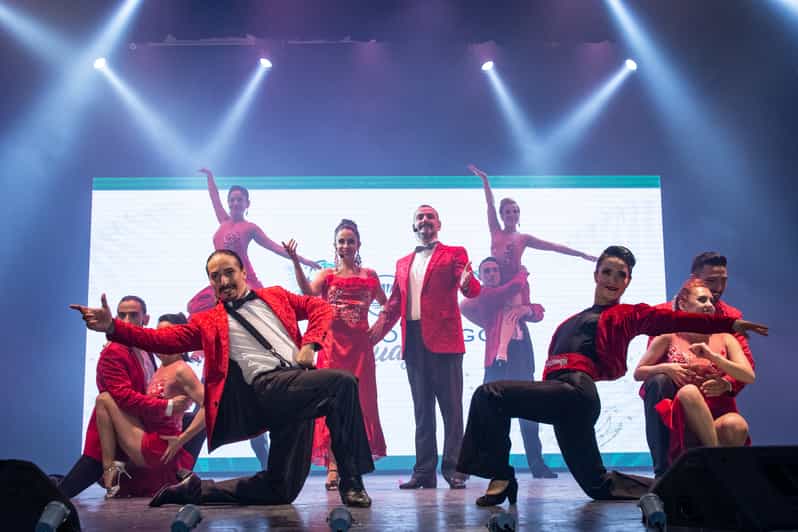 Puerto Iguazu Madero Tango Show - The stage: 25 dancers, singers, and a live orchestra