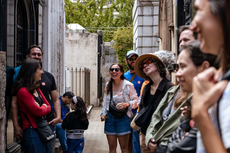 Recoleta Cemetery - Small Group Tour of History & Secrets - Art, architecture, and the politics of being remembered