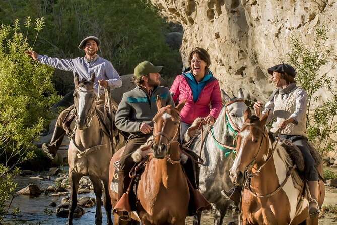 Ride Experience - Canyons & Mounts - Riding out from Estancia 25 de Mayo at 9:30